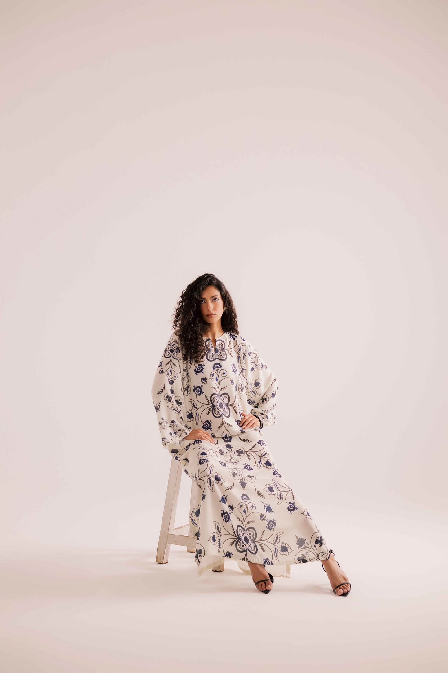 BLOOM Kaftan Digital 2Pc