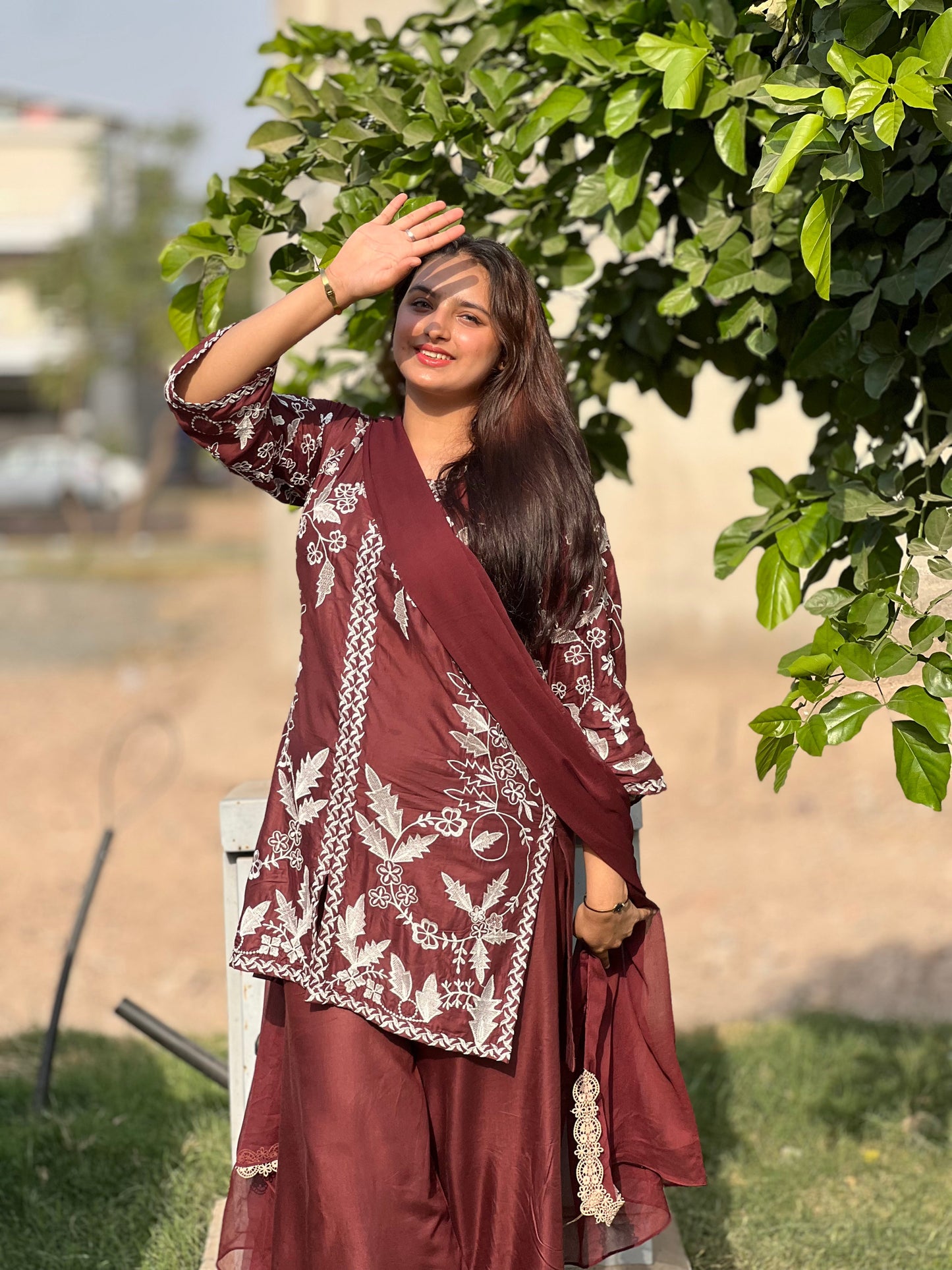 Miral Embroidred 2Pc