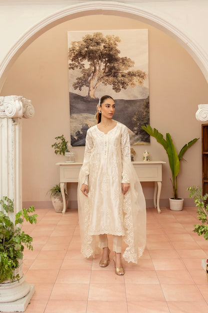 Layla Embroidered 3Pc